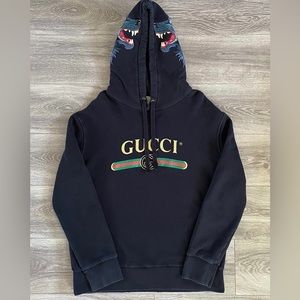 Limited Edition Gucci Wold Embroidered Hoodie 🐺 Originally Priced at $5000